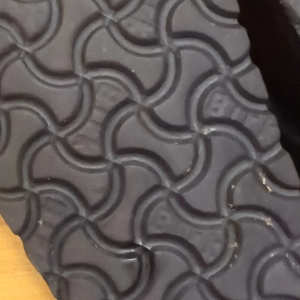 Birkenstock Black Flip-Flops - Picture 7 of 10